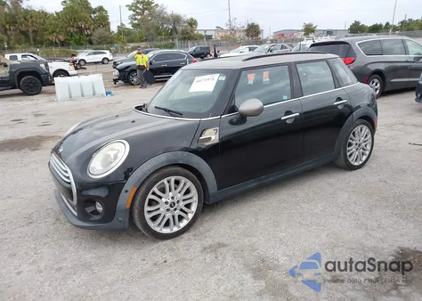 2018 Mini Hardtop Cooper из США, поврежденный, VIN WMWXU1C5XJ2F79763